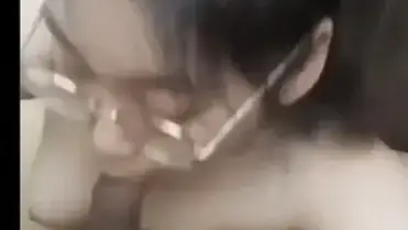 Bokep Indo Hijab Pamer Dada Jumbo Putih Mulus